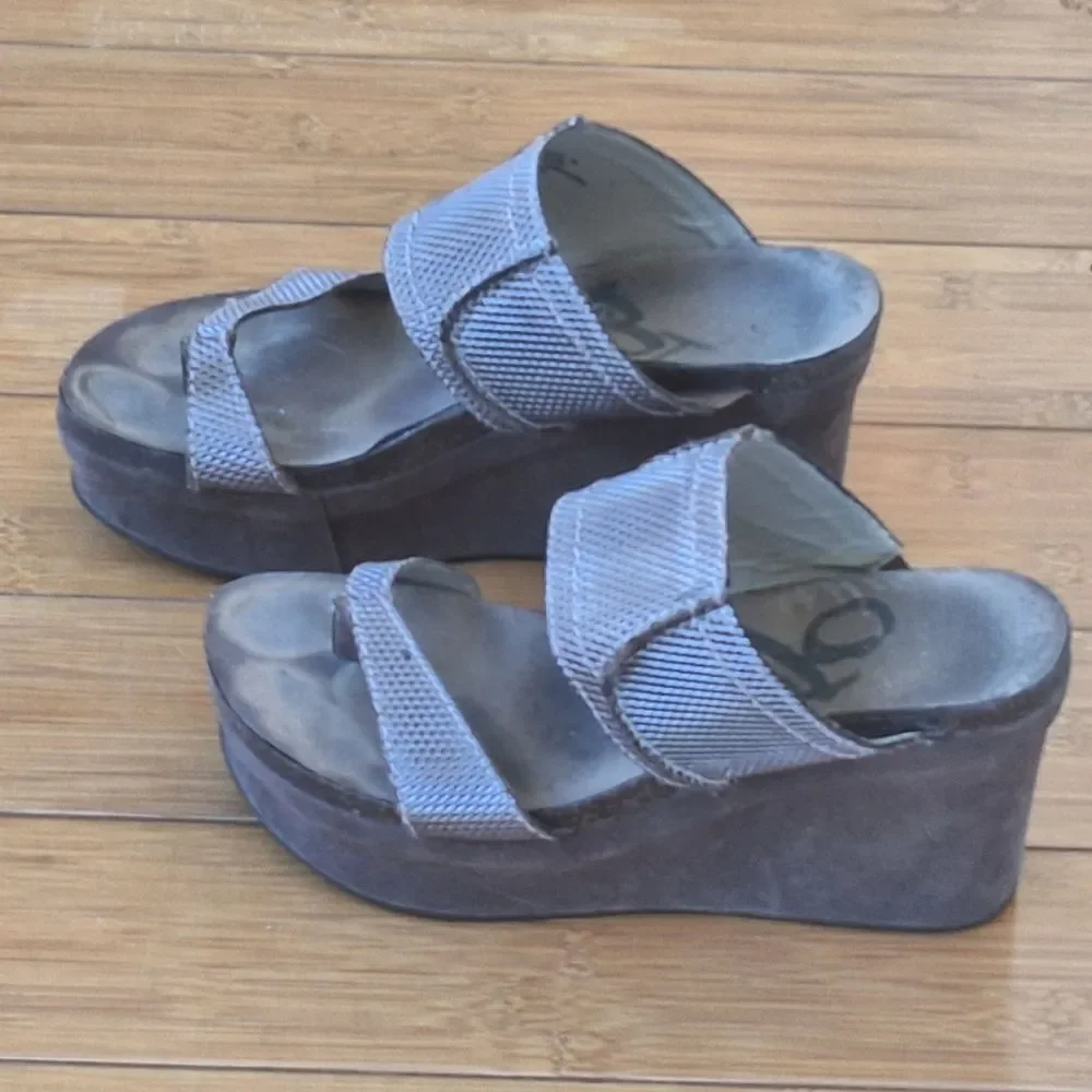 OTBT Brookfield Pewter Mesh Wedge Platform Sandals Women's Size 7.5 M